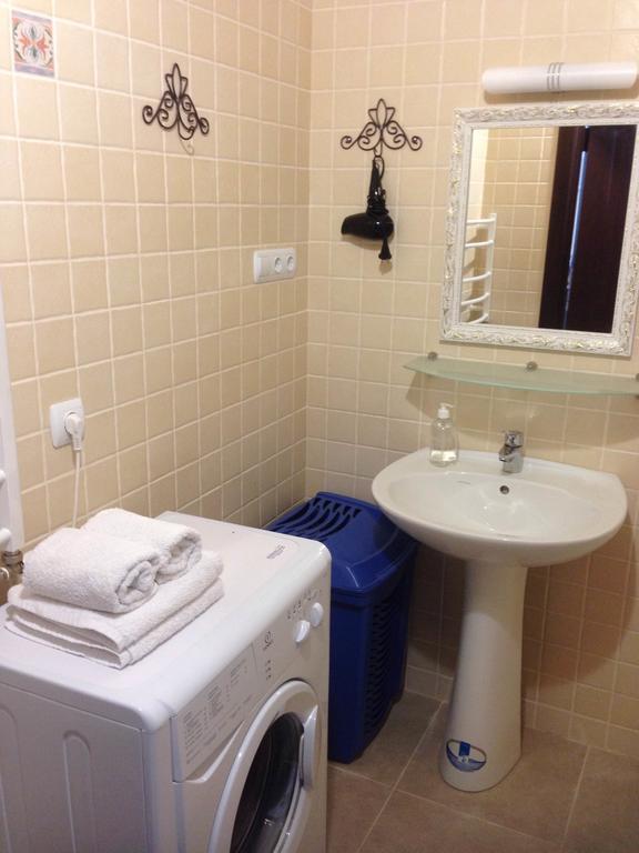 Gil Apartments, On Mynaiska 18 Ujgorod Dış mekan fotoğraf